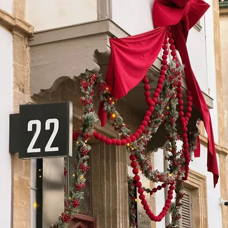 ホテル 22 Yedia North Turkish Side