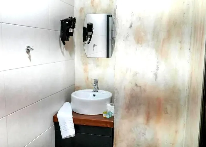 22 Yedia North Turkish Side ニコシア