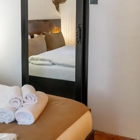 22 Yedia North Turkish Side 酒店 *